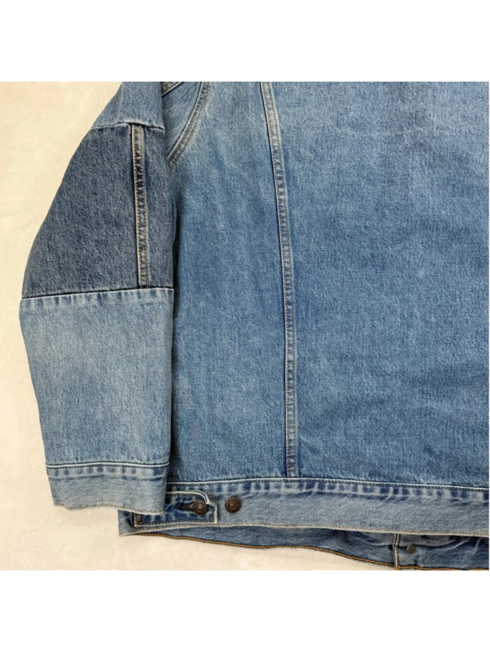 Levi’s 36082-0001 Denim Trucker Jacket Men’s XXL Button Front Oversized